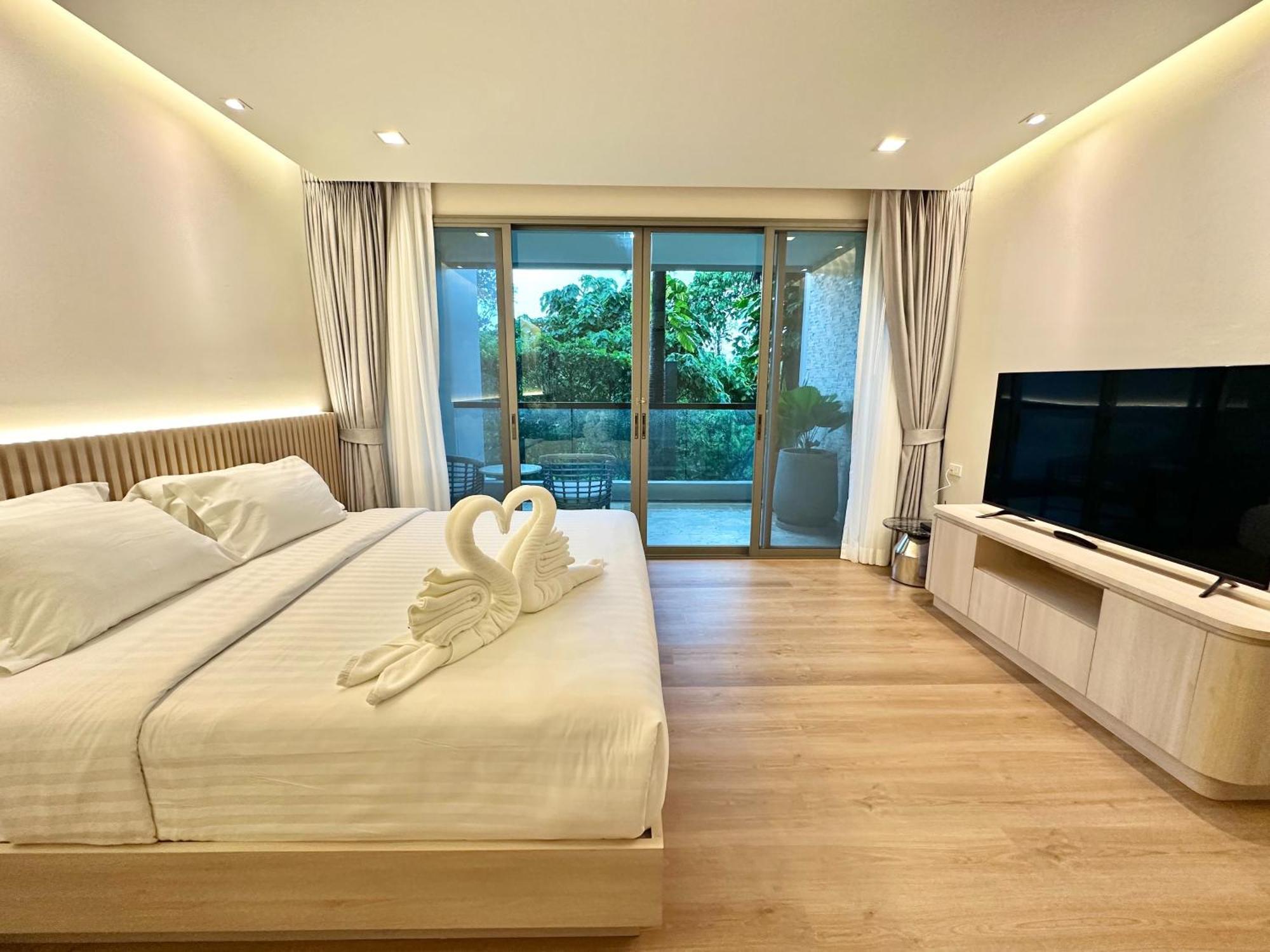 The Regent Phuket Bangtao Beach Aparthotel Банг Тао Бийч Екстериор снимка