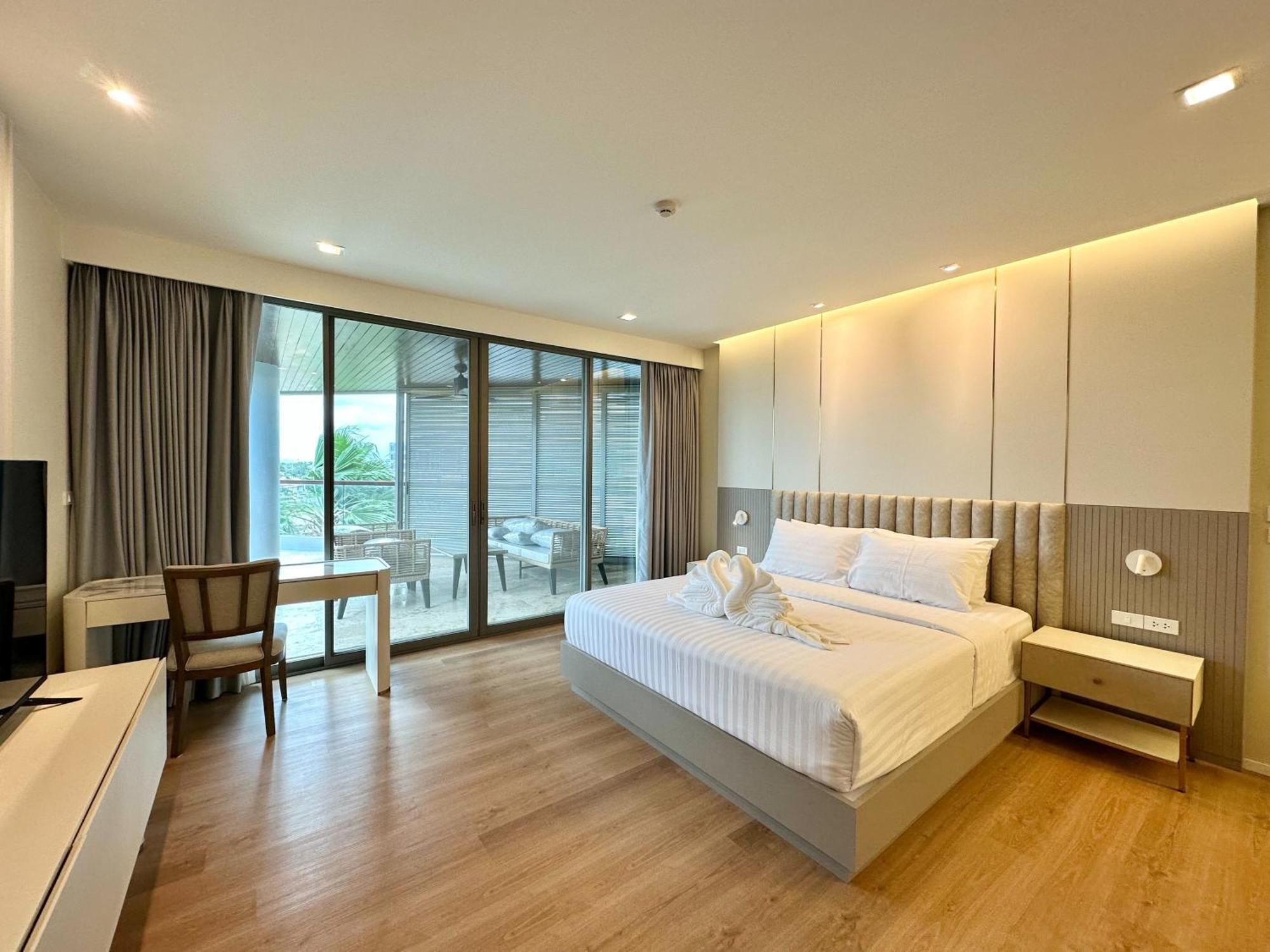 The Regent Phuket Bangtao Beach Aparthotel Банг Тао Бийч Екстериор снимка